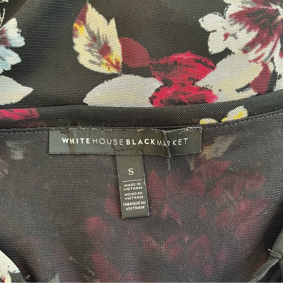 WHBM long sleeve blouse size small, black and white/maroon floral. - Picture 5 of 6